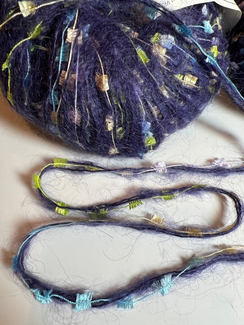 NWT Rave yarn, made in Turkey for Classic Elite, novelty yarn, 2.5-3 sts./1” - Picture 5 of 10